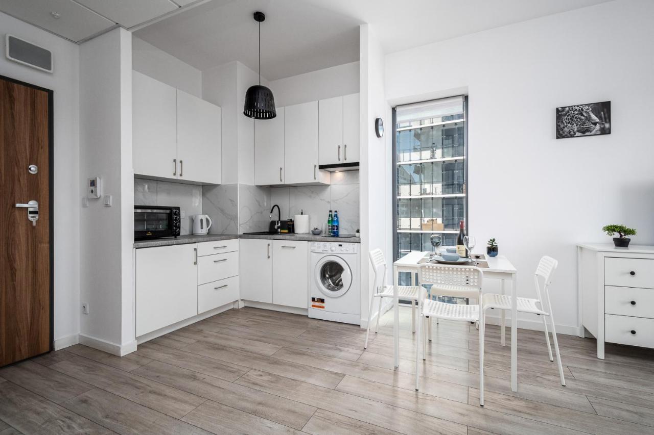 Apartament Ks Wola Prymasa 407 Apartment Warsaw Exterior photo